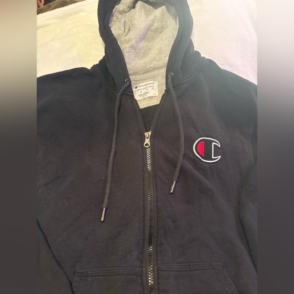 Men’s Size Large Big C champion hoodie - Picture 2 of 4